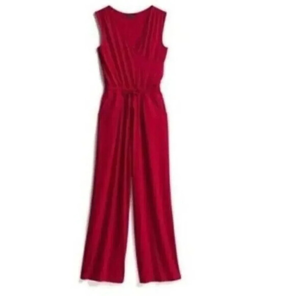 Gold Ray Jumpsuit Women's Size MP Red Polyester Sleeveless Stretchy V-Neck - Picture 3 of 12